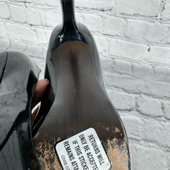 Stuart Weitzman Patent Leather Heels Size 7.5 Narrow Classic Black - Picture 5 of 12